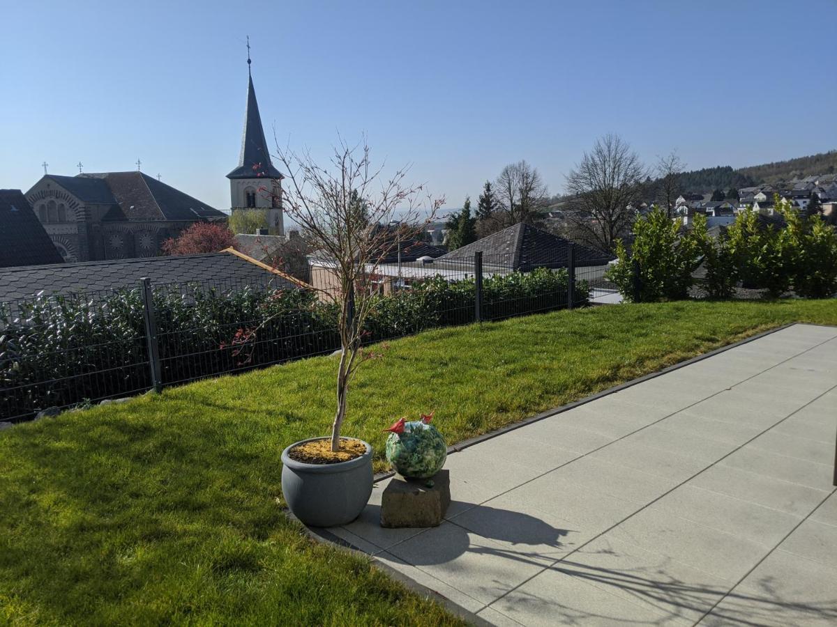 Ferienwohnungen Pellenzblick - Wohnen Auf Zeit - Nickenich Ngoại thất bức ảnh