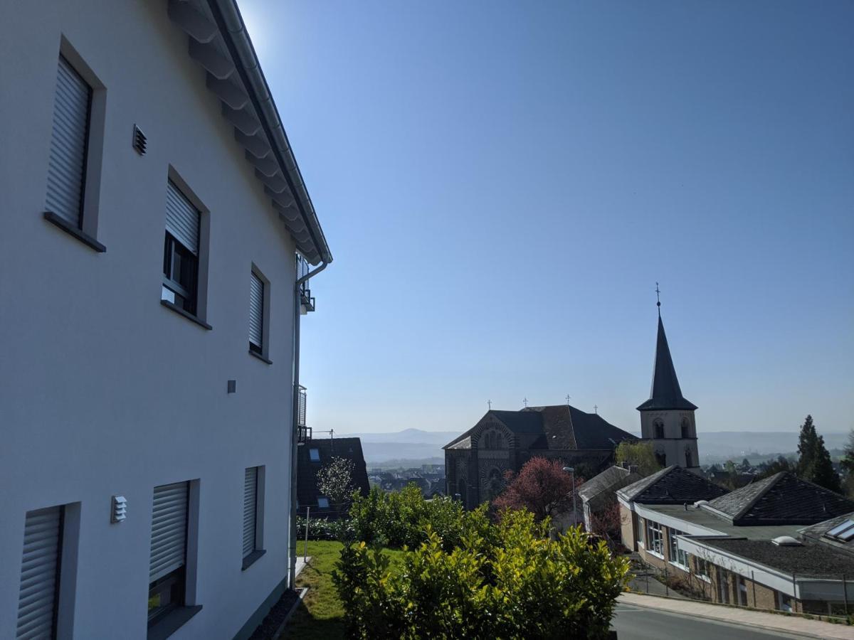 Ferienwohnungen Pellenzblick - Wohnen Auf Zeit - Nickenich Ngoại thất bức ảnh