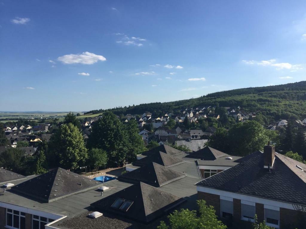 Ferienwohnungen Pellenzblick - Wohnen Auf Zeit - Nickenich Ngoại thất bức ảnh